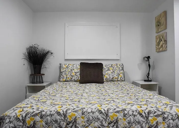 Cozy Mount Washington Home With Parking-Sleeps 4