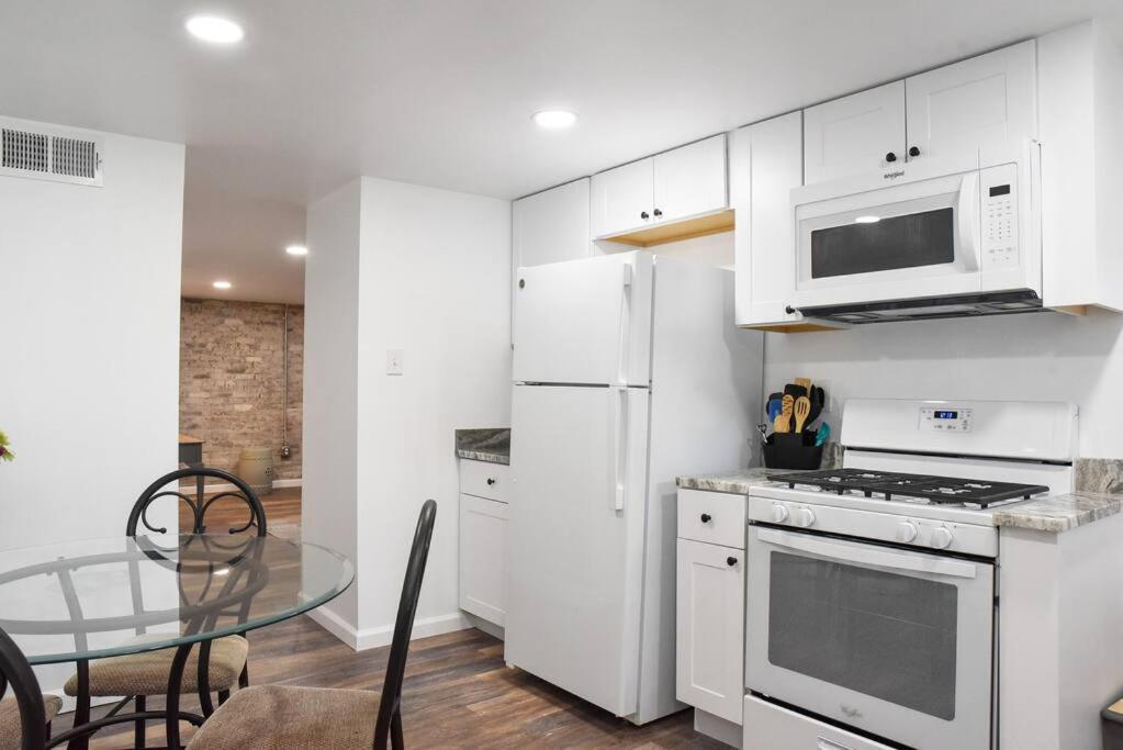 Cozy Mount Washington With Parking-sleeps 4 Appartement